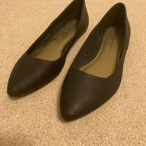 Christian Siriano Flats